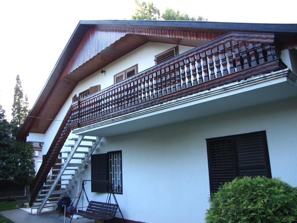 Schmidt Apartment Balatonfenyves Chambre photo