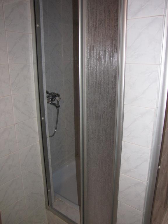 Schmidt Apartment Balatonfenyves Chambre photo