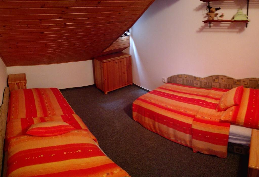 Schmidt Apartment Balatonfenyves Chambre photo