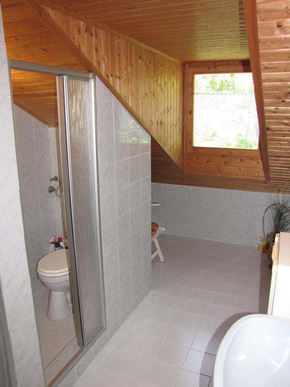 Schmidt Apartment Balatonfenyves Chambre photo